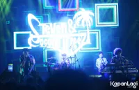 Foto Steven and The Coconut Treez