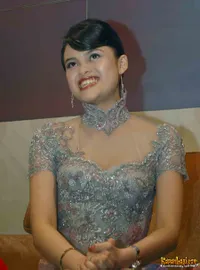 Foto Sundari Soekotjo