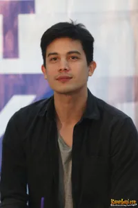 Foto Sunny Suwanmethanont