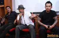 Foto Superman Is Dead