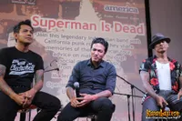 Foto Superman Is Dead