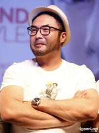 Foto Surya Saputra