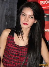 Foto Tasya Djery Emor