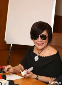 Foto Tati Kurniawati