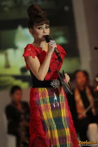 Foto Terry Putri