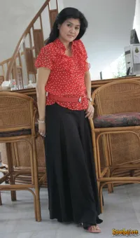 Foto Tetty Liz Indriaty