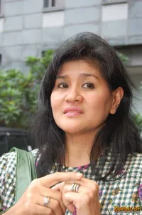Foto Tetty Liz Indriaty