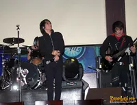 Foto Thirteen Fighting