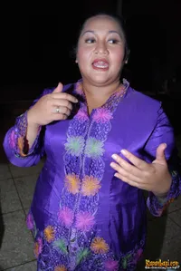 Foto Tike Priatnakusumah