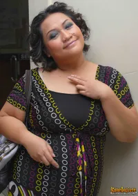 Foto Tike Priatnakusumah