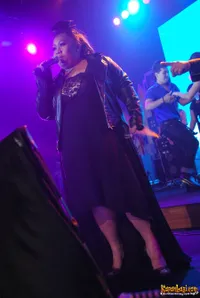 Foto Tike Priatnakusumah