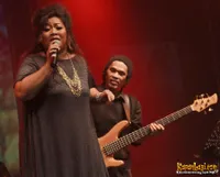 Foto Tike Priatnakusumah