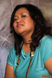 Foto Tike Priatnakusumah