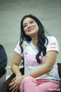 Foto Titi Kamal