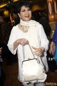 Foto Titiek Puspa