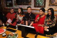 Foto Titiek Puspa