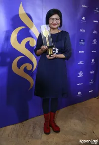 Foto Titien Wattimena