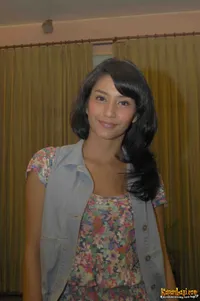 Foto Tyas Mirasih
