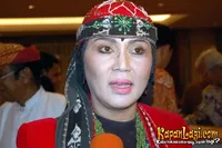 Foto Ully Sigar Rusady