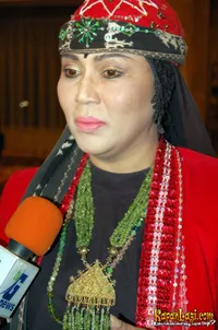 Foto Ully Sigar Rusady