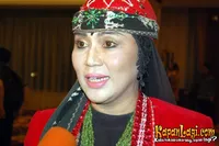 Foto Ully Sigar Rusady