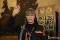 Foto Ully Sigar Rusady