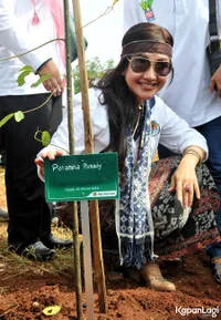 Foto Ully Sigar Rusady