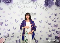 Foto Ussy Sulistiawaty