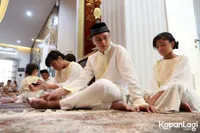 Foto Ussy Sulistiawaty