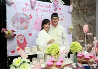 Foto Ussy Sulistiawaty