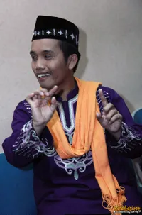 Foto Ustadz Maulana