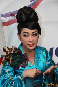 Foto Uut Permatasari