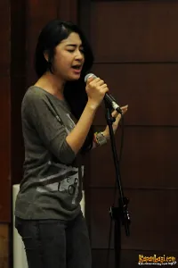 Foto Uut Permatasari