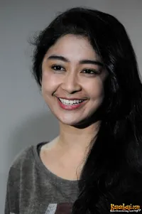 Foto Uut Permatasari