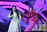 Foto Uut Permatasari