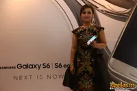 Foto Vebbina Kaunang