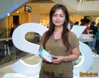 Foto Vebbyna Kaunang