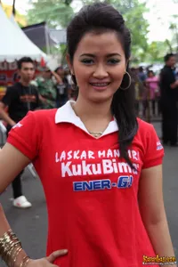 Foto Vega Darwanti