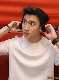 Foto Verrell Bramasta