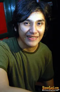 Foto Vicky Nitinegoro