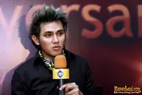 Foto Vicky Nitinegoro