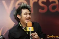 Foto Vicky Nitinegoro