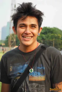 Foto Vicky Nitinegoro