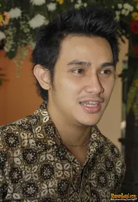 Foto Vicky Nitinegoro