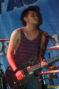 Foto Vicky Nitinegoro