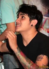 Foto Vicky Nitinegoro