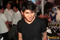 Foto Vicky Nitinegoro