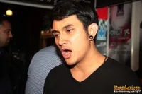 Foto Vicky Nitinegoro