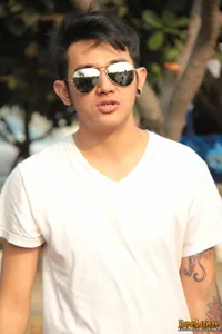 Foto Vicky Nitinegoro