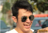 Foto Vicky Nitinegoro